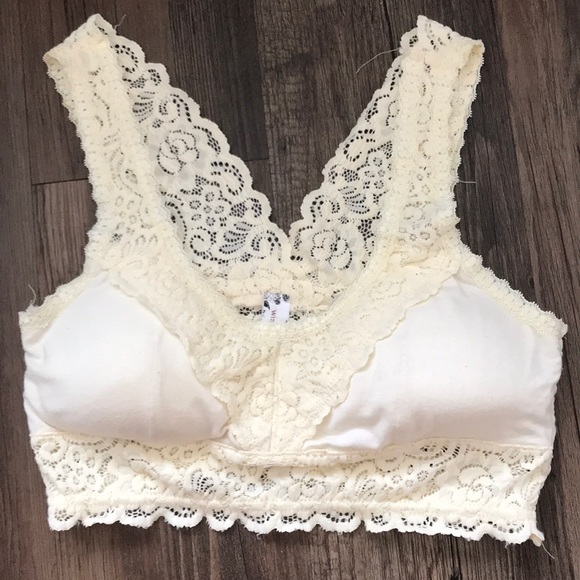 Wishlist Other - 🍂Fall Sale!🍁 Boutique White/off-white bralette